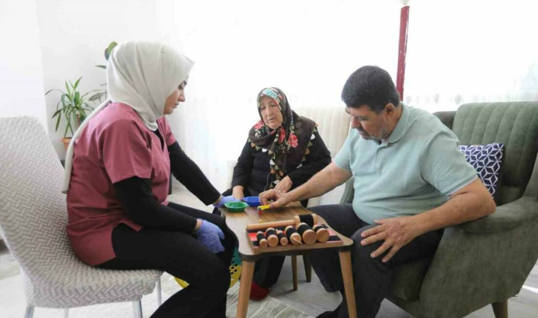 Gaziantep Büyükşehir Belediyesi, Evde Sağlık Hizmetleri Birimi aracılığıyla yürüttüğü evde