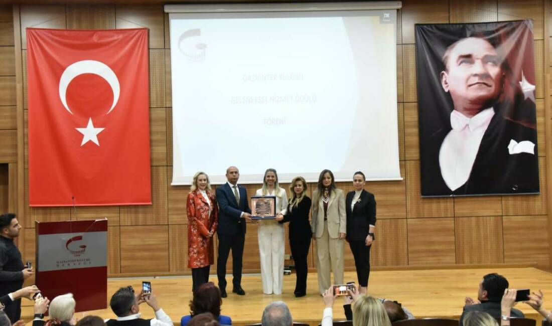 Gaziantep Kulübü tarafından her yıl düzenlenen Geleneksel Hizmet Ödülü Töreni,