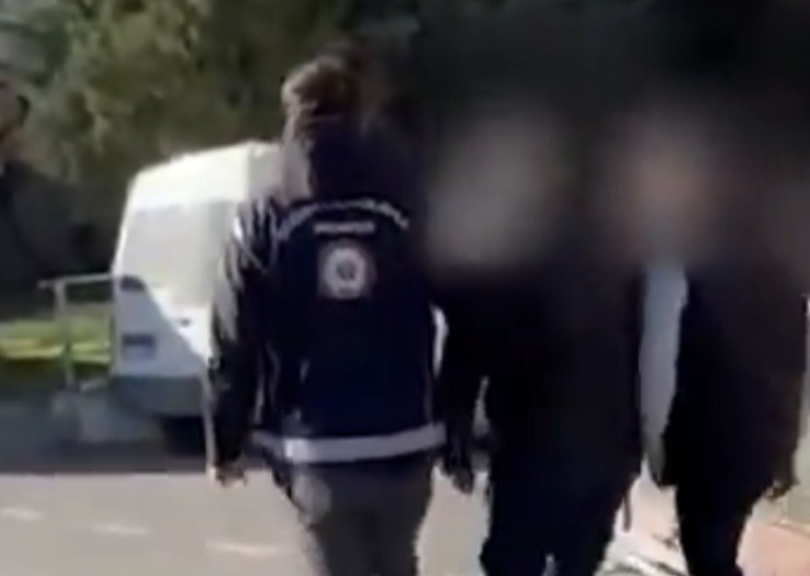 Gaziantep'te polis ekipleri, yasa dışı yollarla ülkeye girmeye çalışan 21