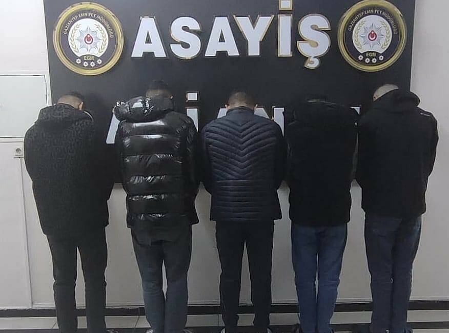 Gaziantep'te iki iş yerine silahla ateş edilmesiyle ilgili operasyonda 5