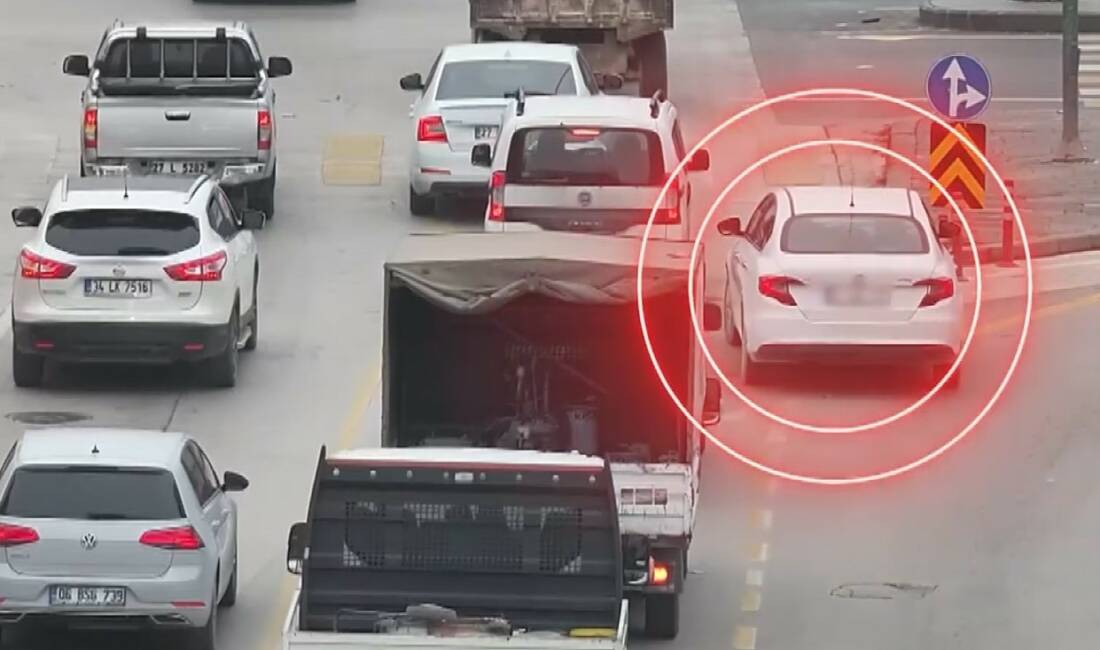 Gaziantep'te trafikte kural dışı şerit ihlali yapan 810 araç sürücüsüne
