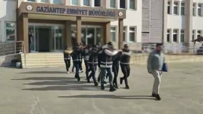 Gaziantep'te bir masaj salonuna operasyon düzenlendi. Operasyon sonucunda, müşterileri taciz