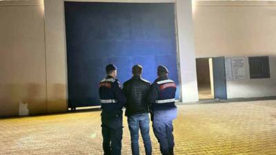 Adıyaman İl Jandarma Komutanlığı ekipleri aranan şahısların yakalanmasına yönelik yaptığı