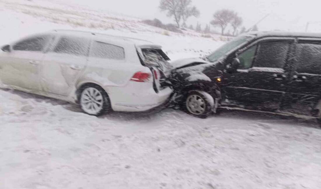 Adıyaman’da karlı yolda kayan iki aracın çarpışması sonucu 1 kişi