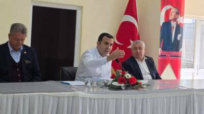 Adıyaman’ın Gölbaşı ilçesinde ilçe kaymakamının başkanlığında yılsonu değerlendirme toplantısı yapıldı.