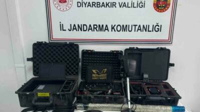 Diyarbakır’da jandarma ekiplerince düzenlenen kaçakçılık operasyonlarında 52 şüpheli hakkında işlem