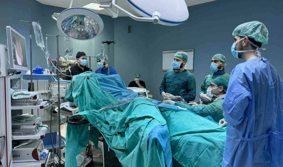Adıyaman’ın Kahta Devlet Hastanesi'nde, böbrek taşı tedavisinde ileri cerrahi yöntemlerden