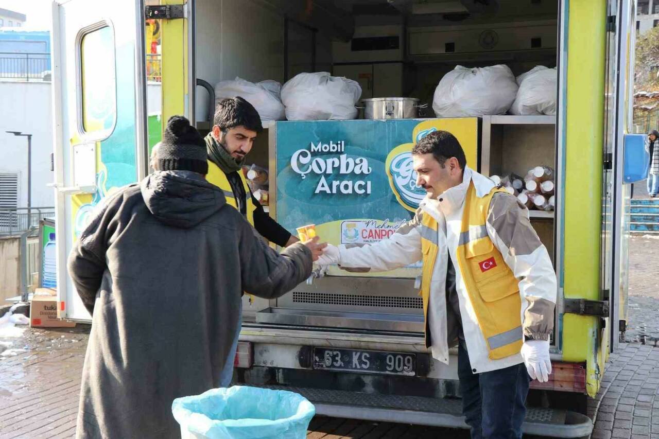 Haliliye Belediyesi, Şanlıurfa genelinde etkili olan kar yağışı sonrası ilçe