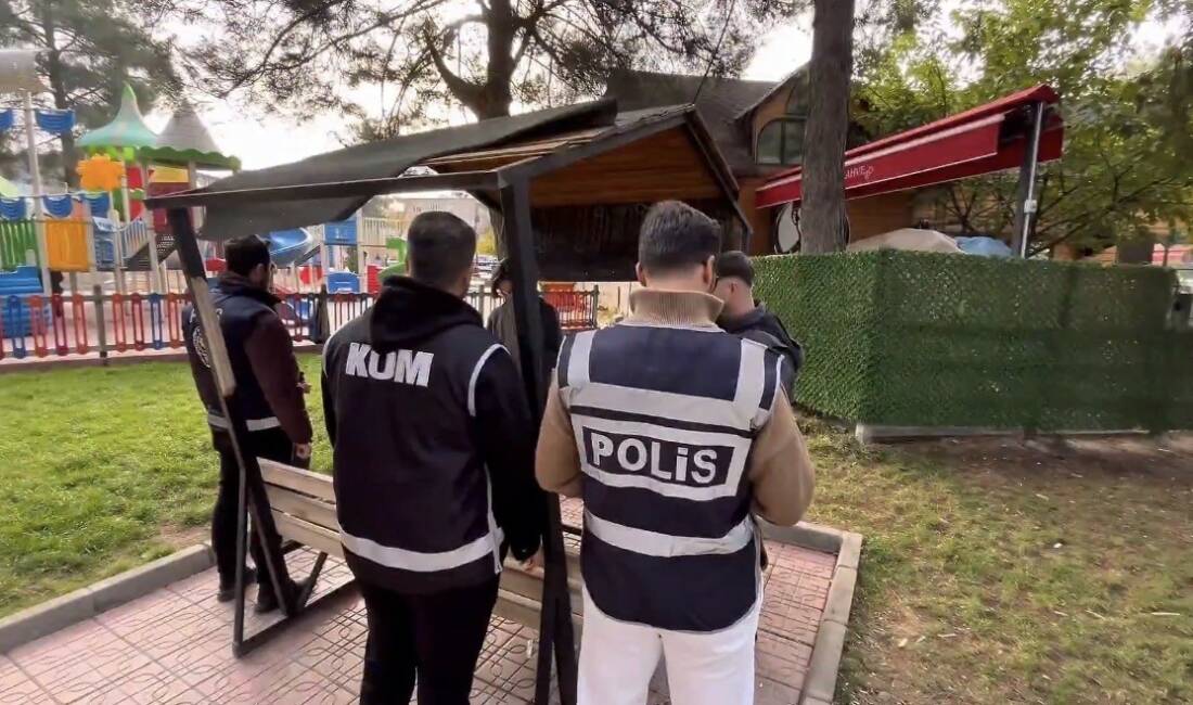 Mardin'de huzur ve güven uygulaması düzenlendi. Uygulamada 43 okul çevresi,