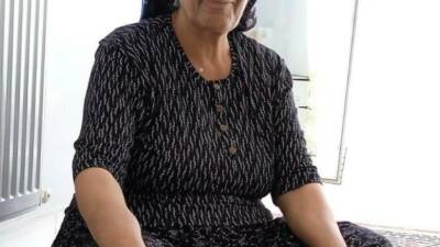 Besni ilçesinde otomobilin çarptığı 60 yaşındaki kadın, tedavi gördüğü hastanede