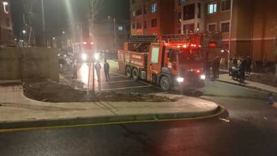 Şarjda bırakılan cep telefonunun bataryası patladı Adıyaman'ın Gölbaşı ilçesinde şarjda bırakılan cep telefonunun bataryasının patlaması ekipleri