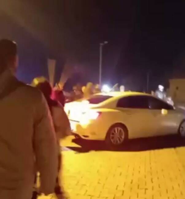 Şırnak'ın İdil ilçesinde kız meselesi yüzünden çıkan tartışma bıçaklı kavgaya