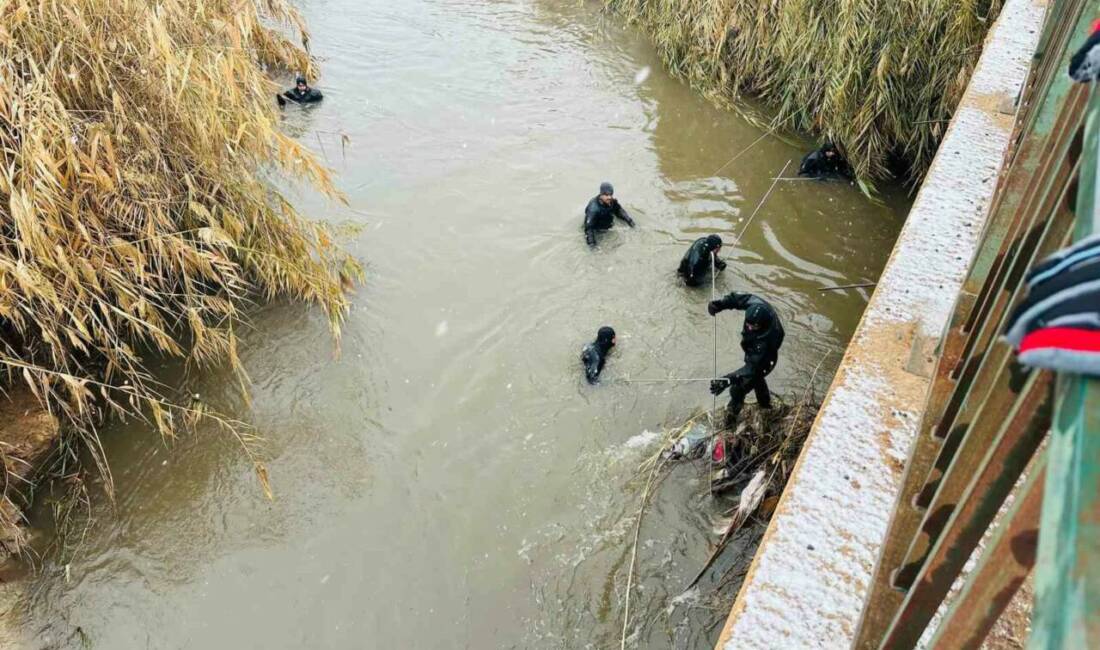 Şanlıurfa’nın Harran ilçesinde sulama tahliye kanalına düşen araçta kaybolan vatandaşı