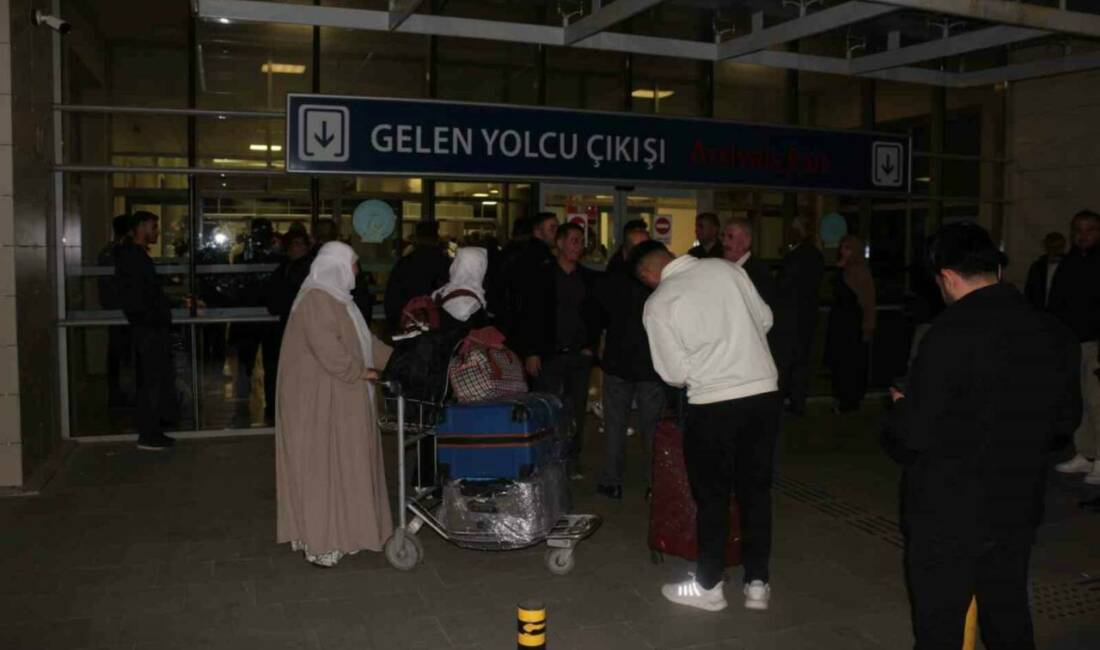 Suudi Arabistan’dan Şırnak’a ilk uçak seferi gerçekleşti Şırnak Şerafettin Elçi Havalimanı'ndan Suudi Arabistan'a ilk defa yapılan uçak