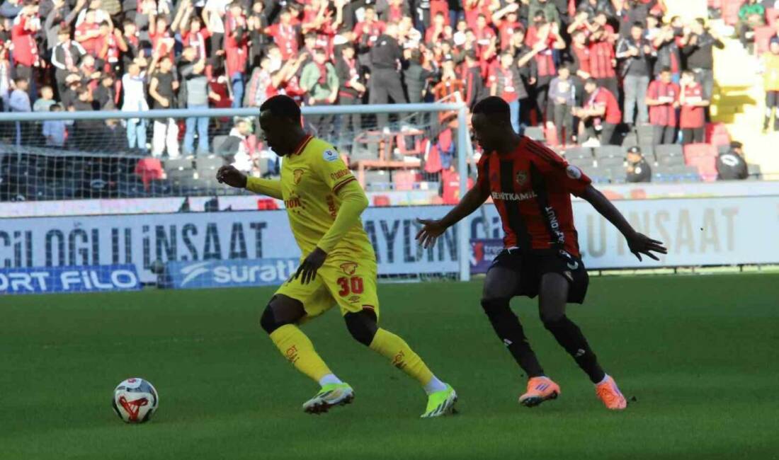 Gaziantep FK, evinde Göztepe'yi ağırlıyor. Maçın ilk yarısında her iki