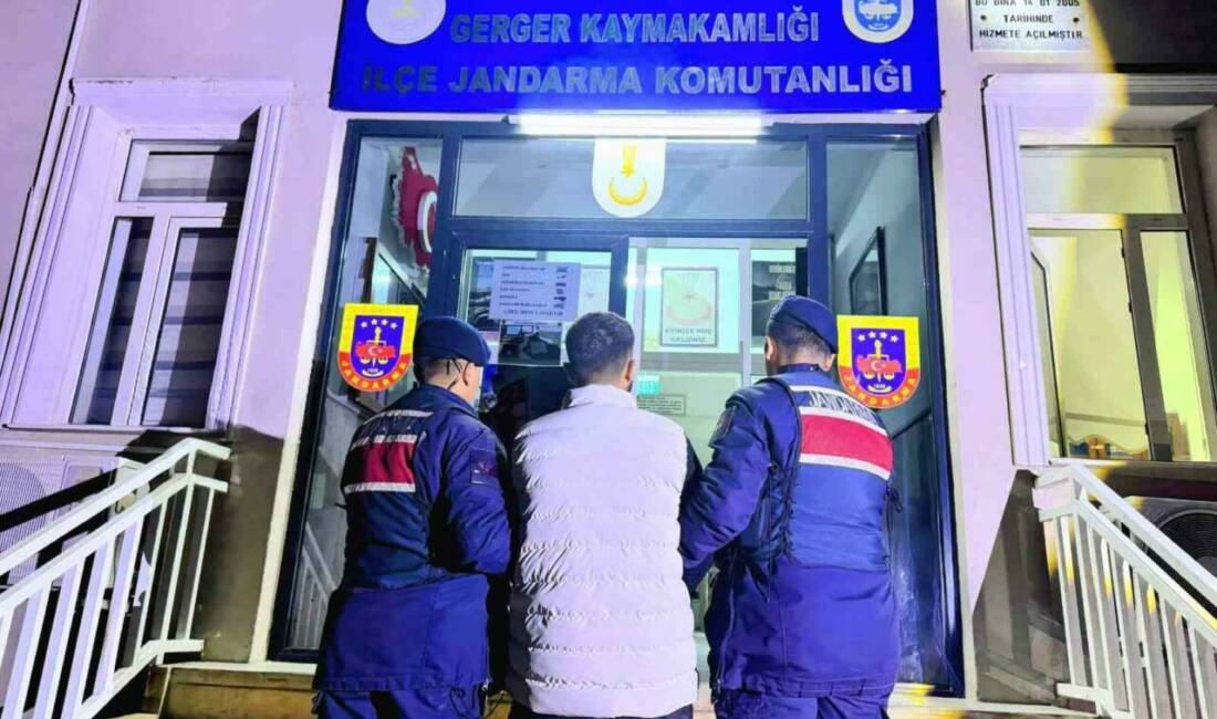 Adıyaman İl Jandarma Komutanlığı ekiplerinin uyuşturucu ile mücadele kapsamında yürüttüğü