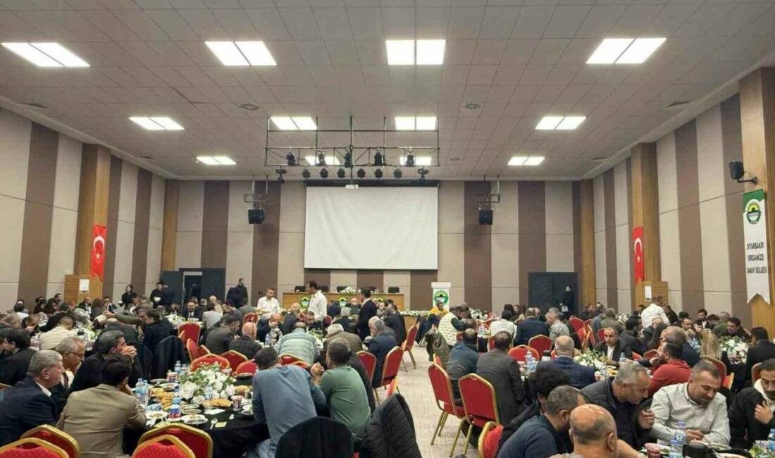 Diyarbakır Valisi Murat Zorluoğlu, Diyarbakır'ın turizmde önemli ilerlemeler kaydettiğini belirtti.