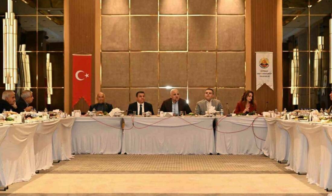 Diyarbakır Valisi Murat Zorluoğlu, Diyarbakır Esnaf ve Sanatkarlar Odası üyeleriyle