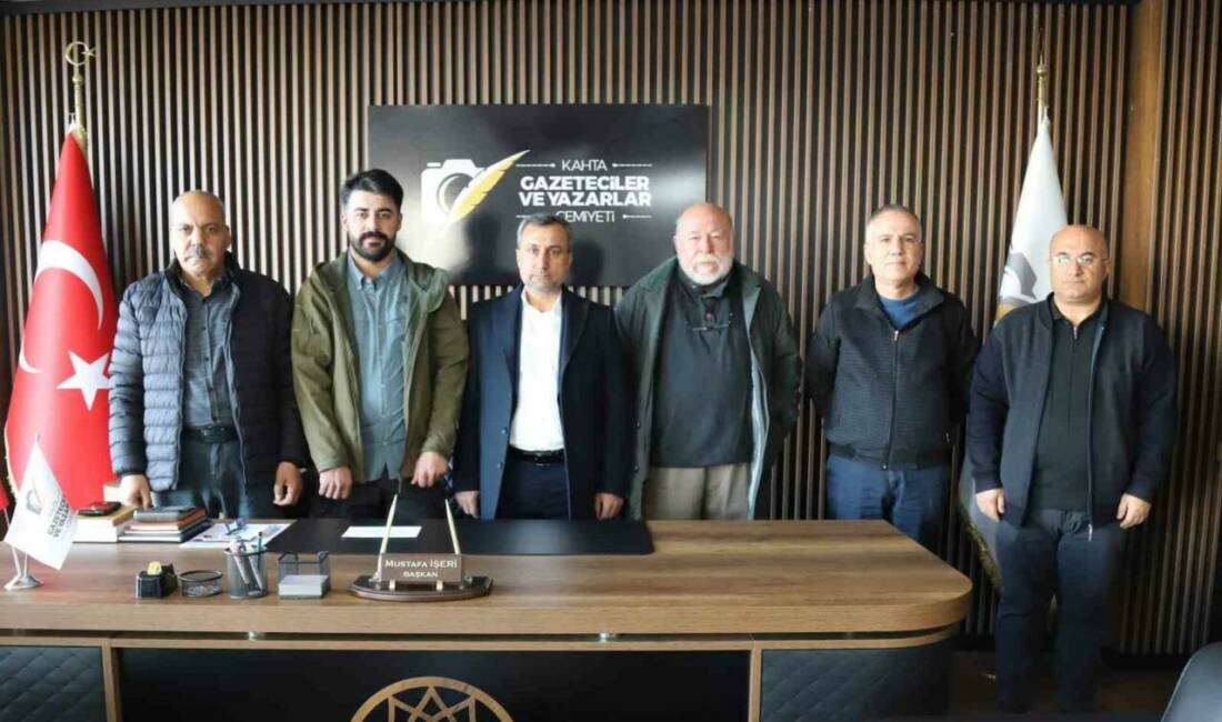 Adıyaman Kahta Gazeteciler ve Yazarlar Cemiyeti Başkanı Mustafa İşeri, 10