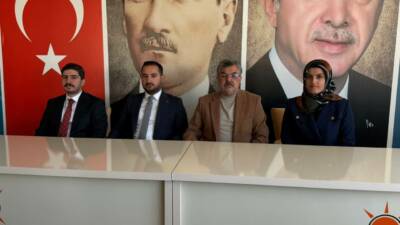 AK Parti Adıyaman İl Başkanı Ekrem Çadır, düzenlediği basın toplantısında