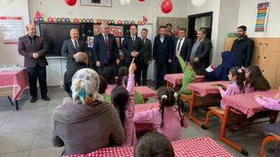 Adıyaman’da, 154 bin 960 öğrenci karne heyecanı yaşadı.