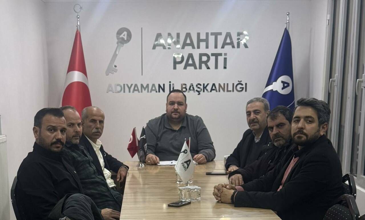 Anahtar Parti Adıyaman İl Başkanlığı tarafından düzenlenen İlçe Başkanları Toplantısında,
