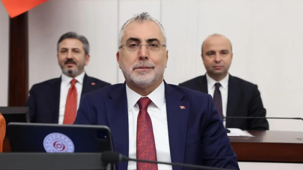 Çalışma ve Sosyal Güvenlik Bakanı Vedat Işıkhan, İşgücü Uyum Programı