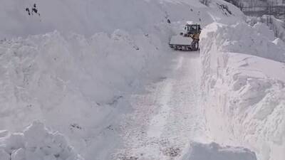 Adıyaman’ın Sincik ilçesinde etkili olan yoğun kar yağışı nedeniyle bazı
