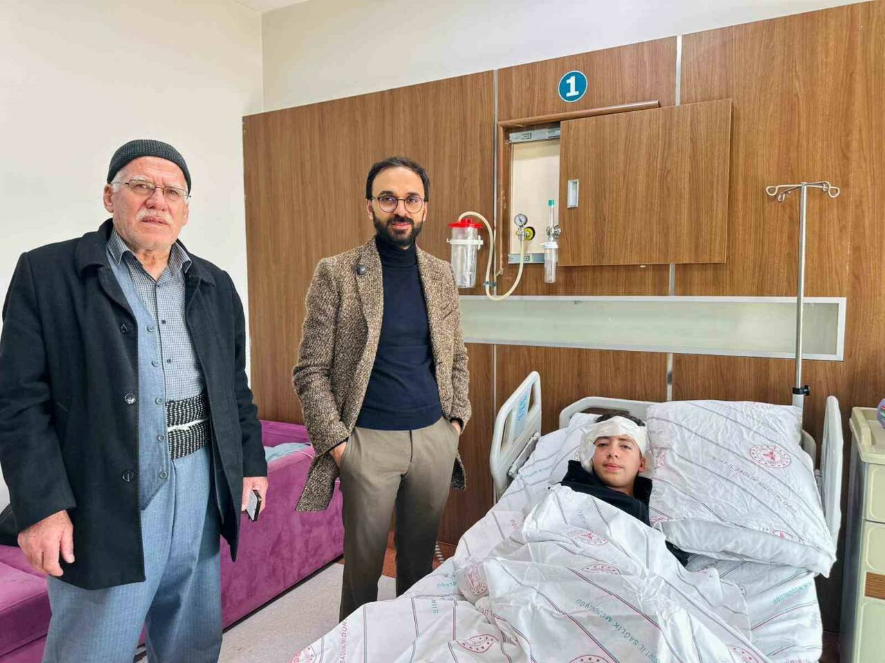 Burun akıntısı şikayetiyle Siirt Eğitim ve Araştırma Hastanesine giden çocuğun