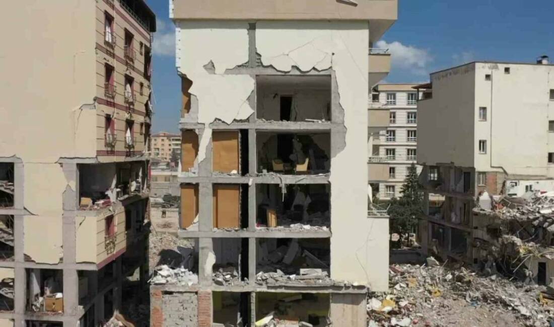 Kahramanmaraş merkezli 6 Şubat depremlerinde büyük yıkım ve derin acıların