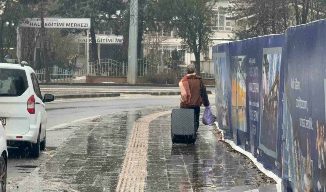 Diyarbakır’da birkaç gün süren güneşli havanın ardından dün akşam saatlerinde