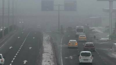 Diyarbakır’da dün etkili olan yoğun sis bugün de devam etti.