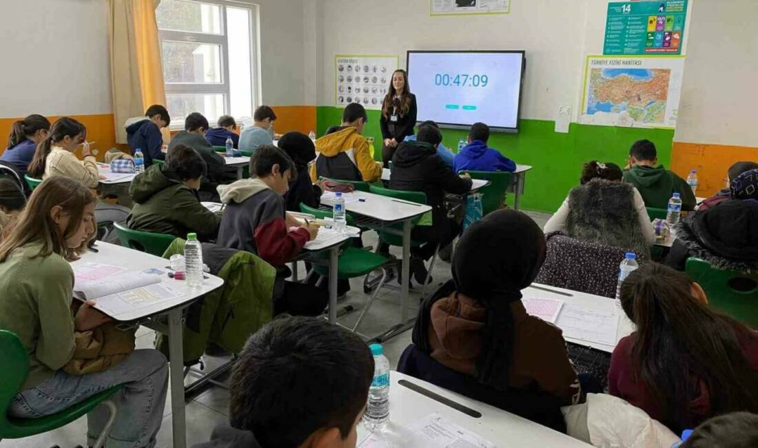 Adıyaman Doğa Koleji tarafından düzenlenen bursluluk sınavı, olumsuz hava şartlarına