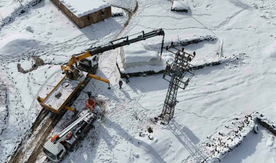 Dicle Elektrik ekipleri, Diyarbakır’da zorlu hava şartlarına rağmen 7/24 çalışarak