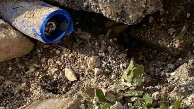 Adıyaman’da bir evin elektrik kabloları kesilerek çalındı.