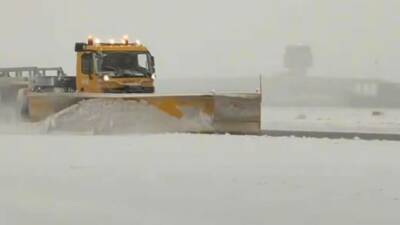 Gaziantep’te etkili olan yoğun kar yağışı nedeniyle iptal edilen uçuşlar,