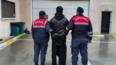 Gaziantep’te jandarma ekipleri tarafından 12 yıl kesinleşmiş hapis cezasıyla aranan