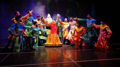 Gaziantep Büyükşehir Belediyesi tarafından düzenlenen Gaziantep’n Genç Yıldızları Ödül Töreni’nde