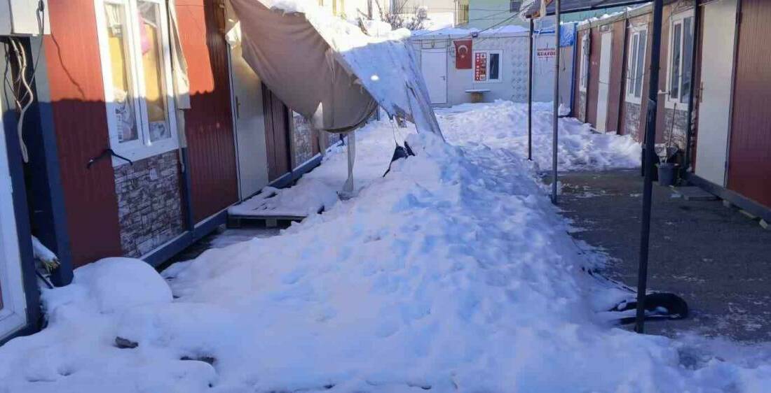 Adıyaman’ın Gölbaşı ilçesinde iki gün boyunca etkisini sürdüren yoğun kar