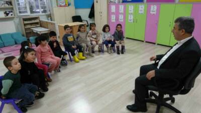 Gaziantep’te yaşayan Sultan Yıldız, 22 yıldır görme engelli eşi Mehmet