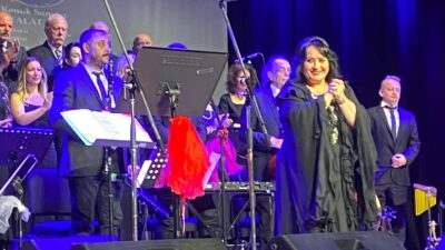 İstanbul’da düzenlenen “Sihirli Notalar ile Geçmişe Yolculuk” konserinin ikincisi, adeta