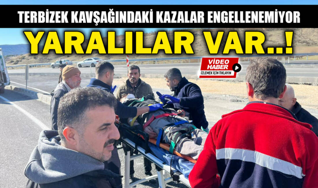 Adıyaman-Besni yol ayrımı Terbizek kavşağında iki otomobilin çarpışması sonucu meydana