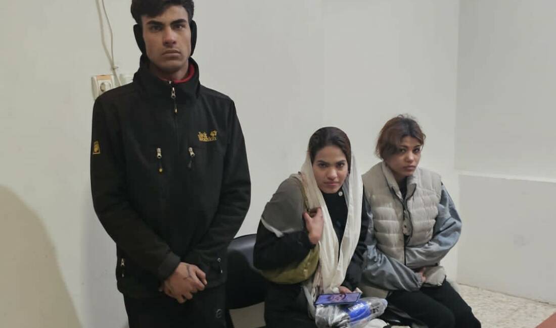 Hava sıcaklığının eksi derecelerde seyrettiği Şanlıurfa’da sokakta kalan bir aileye