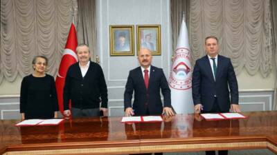 Hayırsever Maide Saral, merhum oğlu Hüseyin Can Saral’ın adını yaşatmak