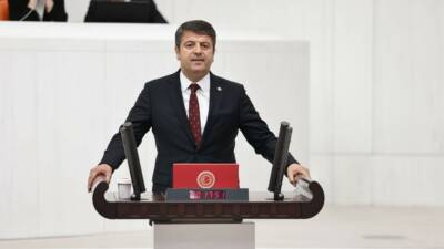 Adıyaman'da trafik kazasında Fehmi Gürsoy yaşamını yitirdi. Belediye Başkanı Abdurrahman