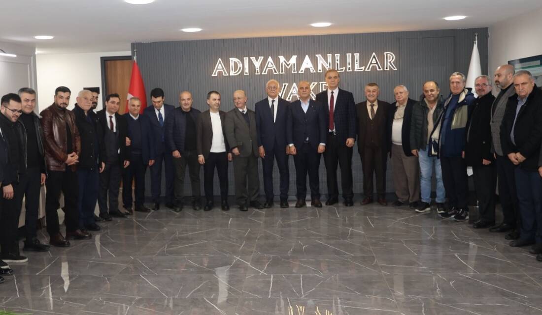 Besni Eğitim Vakfı (BEV) Başkanı Şaban Çağıran ve Yönetim Kurulu