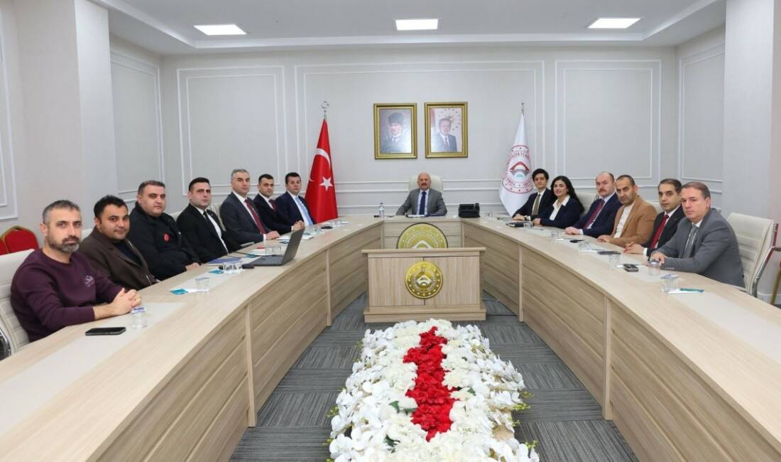Adıyaman'da Haftalık Koordinasyon Toplantısı, Vali Dr. Osman Varol başkanlığında gerçekleştirildi.