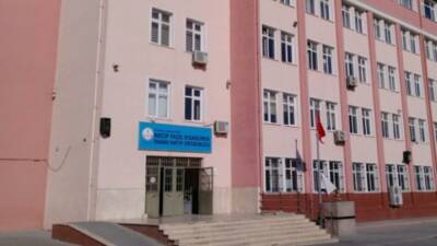 İstanbul’da bir imam hatip ortaokulunda öğrencilere “selefi yemini” okutulduğu iddiasıyla