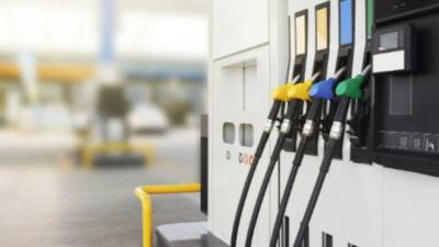 Brent petrol fiyatlarındaki yükseliş ve döviz kurundaki artış, akaryakıt fiyatlarını