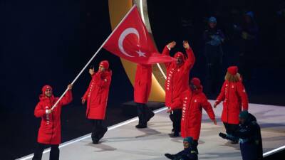 2026 Kış Olimpiyatları İtalya’da başladı. Türkiye 8 sporcu ile yer